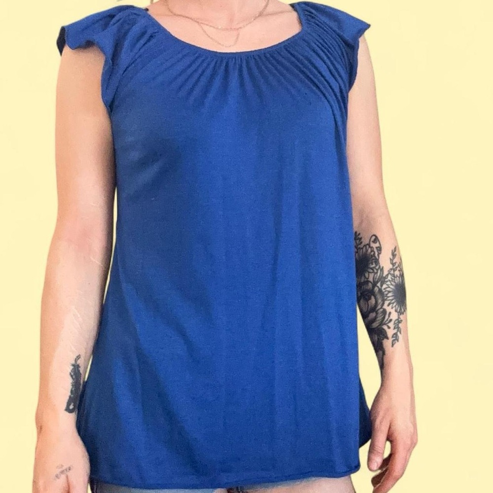 Women's Blue Top